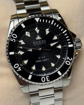 Gucci Dive Automatic YA136353 –NUOVO 2026–Full Set