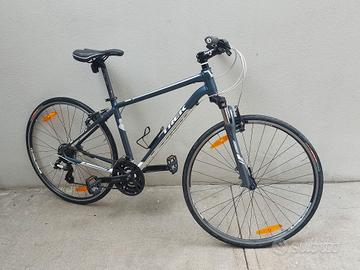bicicletta Trek 