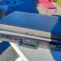 DELSEY  48 ore  con  chiave  e  combinazione