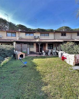 Villetta a schiera di 180 m² con più di 5 locali a