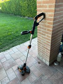 Tagliabordi a batteria