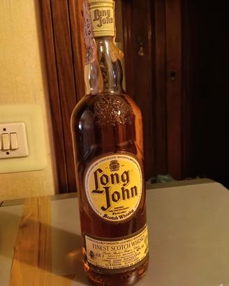 bottiglia whisky 