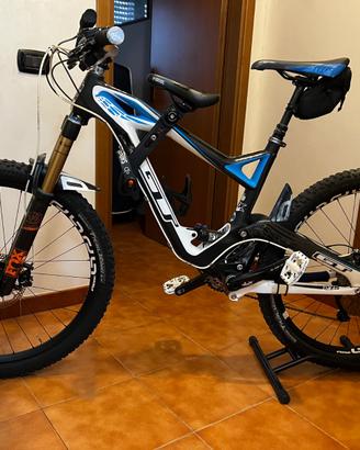 GT Force Carbonio
