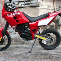 Gilera rc 600