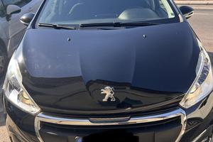 PEUGEOT 208 1.2 BENZINA.KM 39000. UNICO PROPRIETAR