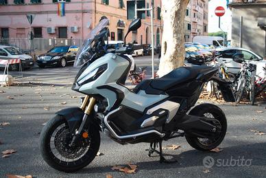 HONDA X-ADV750 DCT Adventure Abs 07 2024 GAR 2030!