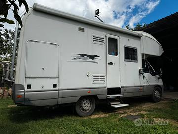Camper mansardato Laika Ecovip 8.1