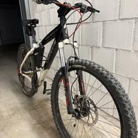 Mtb specialized hardrock comp