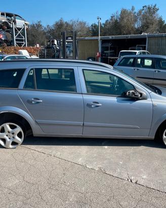 RICAMBI AUTO OPEL ASTRA H SW 2007