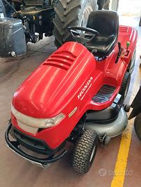 TRATTORINO TOSAERBA HONDA HF2622HT