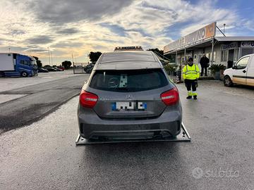 Vemdo mercedes incidentata