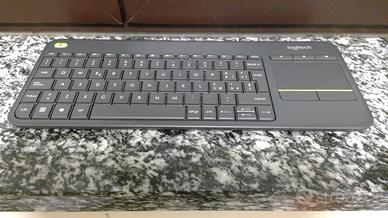 Logitech K400 Plus Wireless Touch Keyboard
