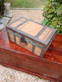bauletto forziere antico