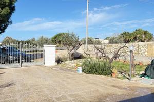 CASA INDIPENDENTE A TAVIANO