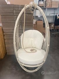 Poltrone sospese