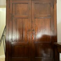 Armadio antico in legno massello (1890-1910)