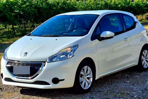 Peugeot 208 1.0 benzina