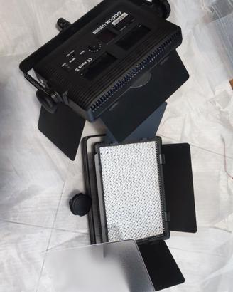 GODOX LED 500C