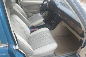 Mercedes 280SE
