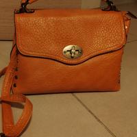 borsa arancione a tracolla 