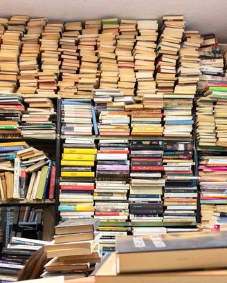 Libri usati narrativa saggistica autori vari FO-MA