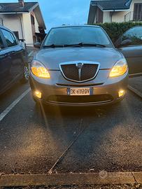 Lancia ypsilon benzina