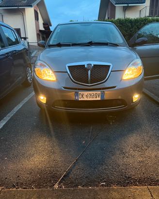 Lancia ypsilon benzina