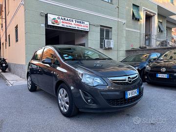 Opel Corsa 1.2 5 porte UNIPROPRIETARIO PNEUMATICI 