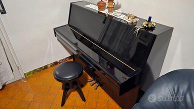 Pianoforte verticale Yamaha