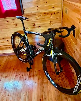 Giant TCR Full Carbon Taglia M/L