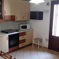 Piccola casa ammobiliata, in centro a Menfi AG, su