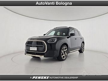MINI Countryman Mini 2.0 48V D Favoured auto