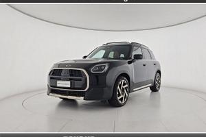 MINI Countryman Mini 2.0 48V D Favoured auto