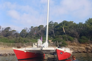 Catamarano a vela Wharram Tiki 26