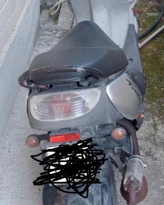 Scooter 50cc Peugeot TKR Furios 50
