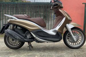 Scooter Beverly 300
