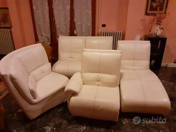 Divani in pelle.