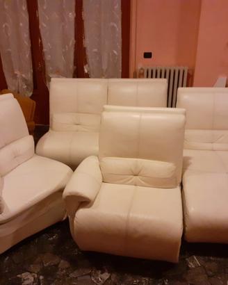 Divani in pelle.