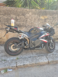 Honda cbr