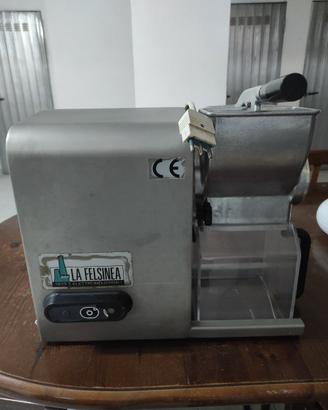 Grattugiaformaggio professionale La Felsinea