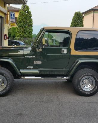 Jeep Wrangler TJ Sahara 4.0L automatico