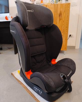 Seggiolino auto Bebe Confort Titan Isofix