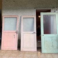 3 Porte in legno con vetro