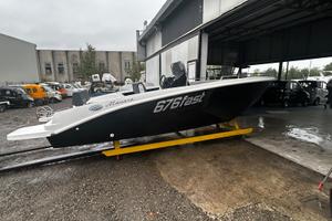 Manara 676 fast open con 40 suzuki NUOVA