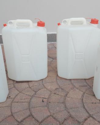 Taniche in plastica 2x30lt  + 2x15lt