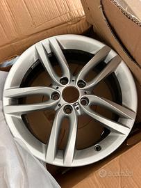 Bmw serie 1 f20 cerchi Originali