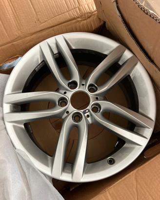 Bmw serie 1 f20 cerchi Originali