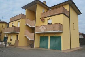 2 LOCALI A LAGOSANTO