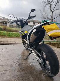 husqvarna 701 supermoto