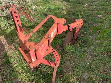 Attrezzi agricoli usati